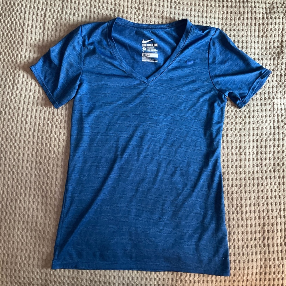 Nike DRI-FIT Shirt - XS